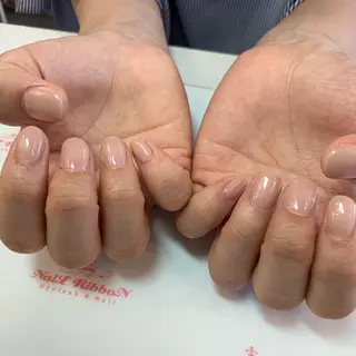 ネイル ネイルリボン 受付スタッフのネイルデザイン