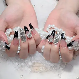 ネイル Maggie Nail🦩のネイルデザイン