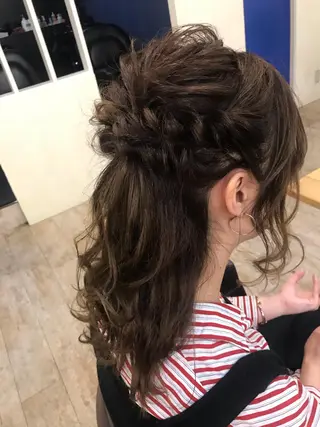 セミロング ヘアアレンジ Rayt hair レイトヘアーのヘアスタイル