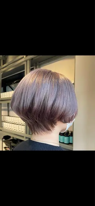 ショート カラー ブリーチ👩🦳/ ✂︎MANAMIのヘアスタイル