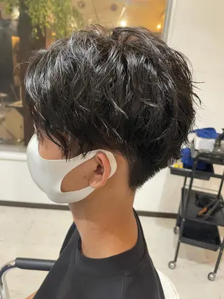 ショート パーマ メンズ 伊丹Pilina 山田のヘアスタイル