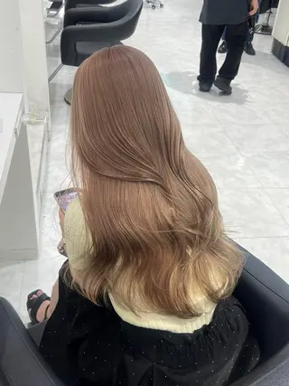 カラー 🩶透明感ブリーチ カラー🩶 maoのヘアスタイル