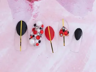 ネイル mano nella manoのネイルデザイン