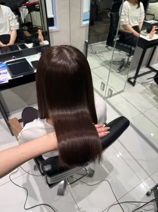 ミディアム 艶ブラウン/赤み消し /盛れる顔周りのマツエク・マツパデザイン