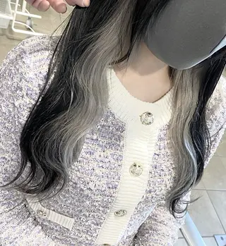 セミロング カラー メンズ レイヤー ウルフ 弓木啓輔のヘアスタイル