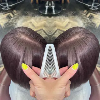 ミディアム カラー ハイライト/レイヤー /ハイトーン/AOIのヘアスタイル