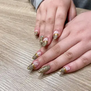 ネイル liberté🫧 新小岩のネイルデザイン