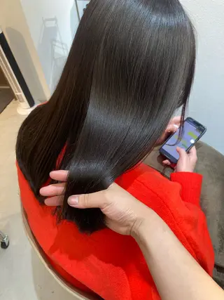 セミロング ✨色持ちの良い艶 カラー✨蟹江真世のヘアスタイル