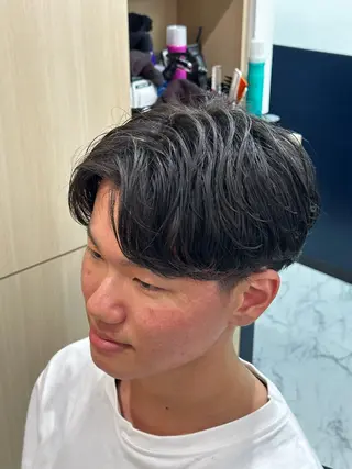 ショート パーマ 千葉弘平 🔥波巻き特化🔥のヘアスタイル