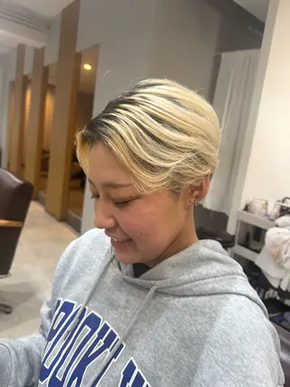 ショート 藤田 紋芽 Jr.stylistのヘアスタイル