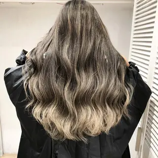 ロング カラー タナカ タクヤのヘアスタイル