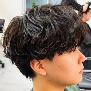 パーマ メンズ 男の理想を叶える🔥 メンズパーマ特化｜関のヘアスタイル