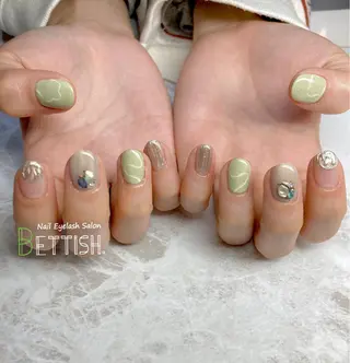 ネイル BETTISH. KUMIKO☺︎︎のネイルデザイン