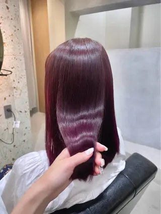 ミディアム カラー tim hinaのヘアスタイル
