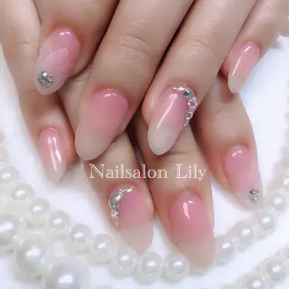 ネイル Lily*nail 🌻Mii🌻のネイルデザイン