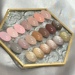 ネイル HAYASHI💗 忙しい女性の救世主のマツエク・マツパデザイン