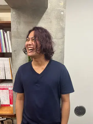 カラー 関谷 航太のヘアスタイル