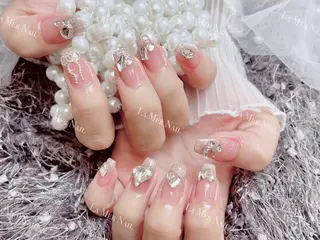ネイル 🌻 Momoko_のネイルデザイン