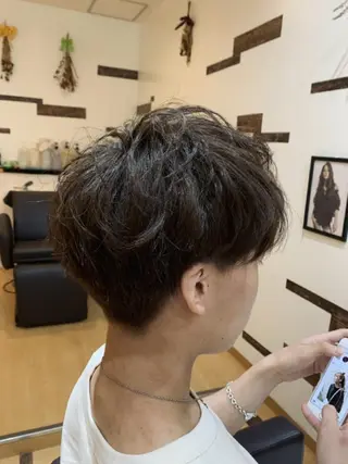 ショート メンズ カラー サトウ シューイチのヘアスタイル