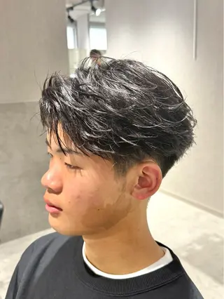ショート メンズ 縮毛矯正指名No.1 艶カラー/SHIMAのヘアスタイル