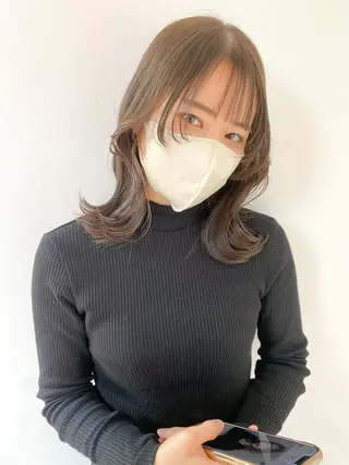 ミディアム 髪質改善韓国レイヤー SHIORI🦋のヘアスタイル