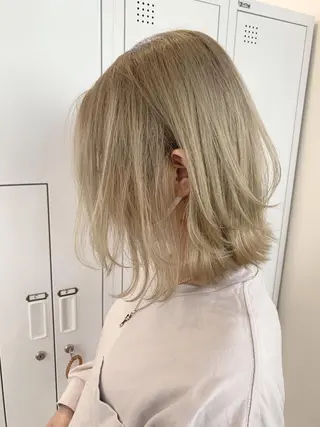 ショート レイヤー×縮毛矯正 深見 拓のヘアスタイル