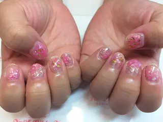 ネイル ネイルリボン 受付スタッフのネイルデザイン