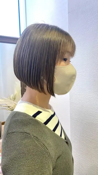 ショート カラー レイヤーカット /透明感カラー西田のヘアスタイル