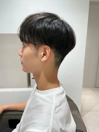 ショート 太田ありさ クリーミーヘアカラーのヘアスタイル