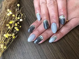 ネイル Nail &eye TROISのネイルデザイン