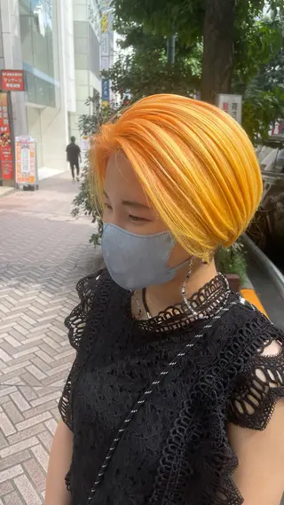 ショート カラー ゆう🫧 透明感/ハイトーンのヘアスタイル