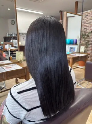 ロング 小島華未/ ヘアカラー/髪質改善のヘアスタイル