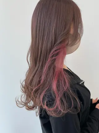 セミロング カラー ヘアアレンジ 🦄インナーカラー 🦄貫井彩花のヘアスタイル