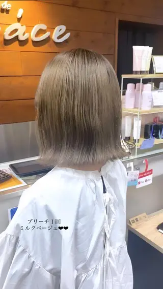 ミディアム カラー ヘアアレンジ 川上 麻梨阿のヘアスタイル