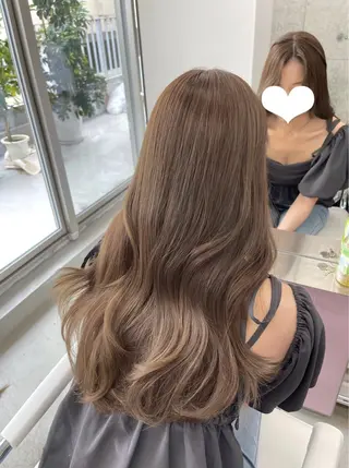 ロング カラー レイヤーカット 透明感カラー表参道のヘアスタイル