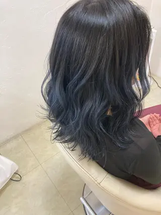 ミディアム カラー 浅岡 のどかのヘアスタイル