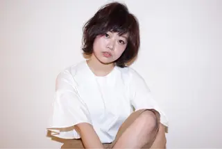 ショート ミディアム カラー タジマ ヤスヒサのヘアスタイル