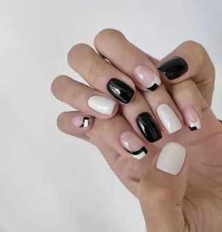 ネイル Queens テイのネイルデザイン