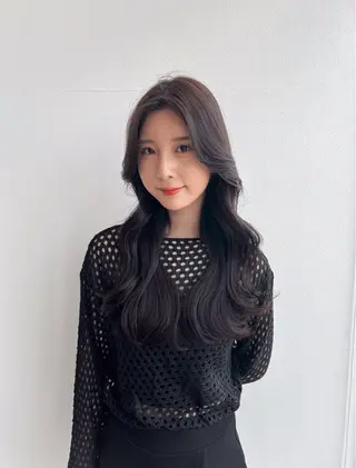 ロング 恵比寿韓国レイヤー× 艶透明感カラー大場のヘアスタイル