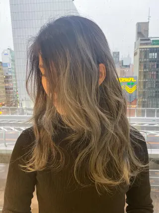 セミロング カラー welring hair salonのヘアスタイル