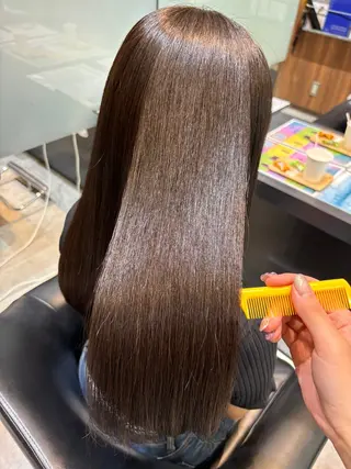 ロング 林 美月のヘアスタイル