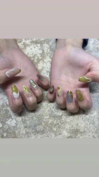 ネイル OOMINE KAORIのネイルデザイン