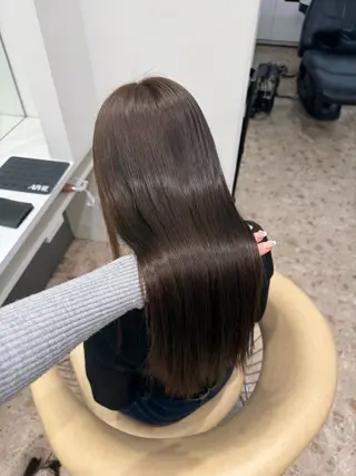 ロング カラー オリーブ/赤み消し 透明感/Akaneのヘアスタイル