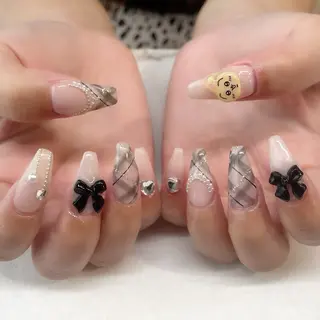 ネイル 💎🐰 saki. m 🐰💎のネイルデザイン