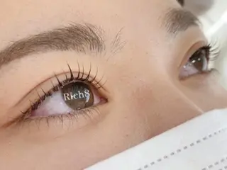 マツエク・マツパ Rich8原宿店 受付担当のマツエク・マツパデザイン