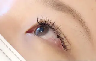 マツエク・マツパ nuna池袋 mokaのマツエク・マツパデザイン