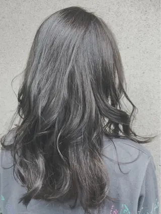ミディアム カラー vato バトのヘアスタイル