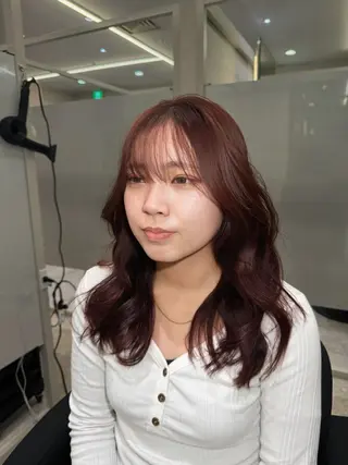 セミロング カラー 平田 七海のヘアスタイル