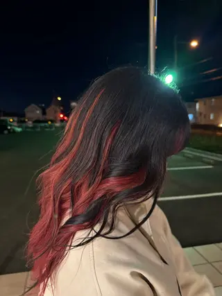 ロング カラー 今野 優のヘアスタイル