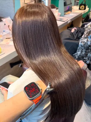 セミロング ボブぷる艶🌈 艶髪矯正✨遠藤龍雅のヘアスタイル